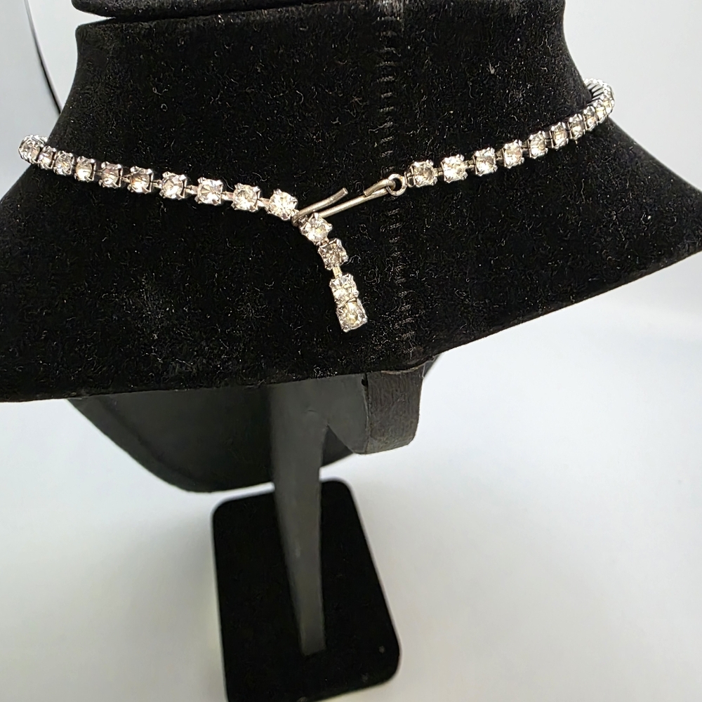 Vintage Art Deco Rhinestone Heart Bib Drop Necklace Silver - Picture 7 of 8